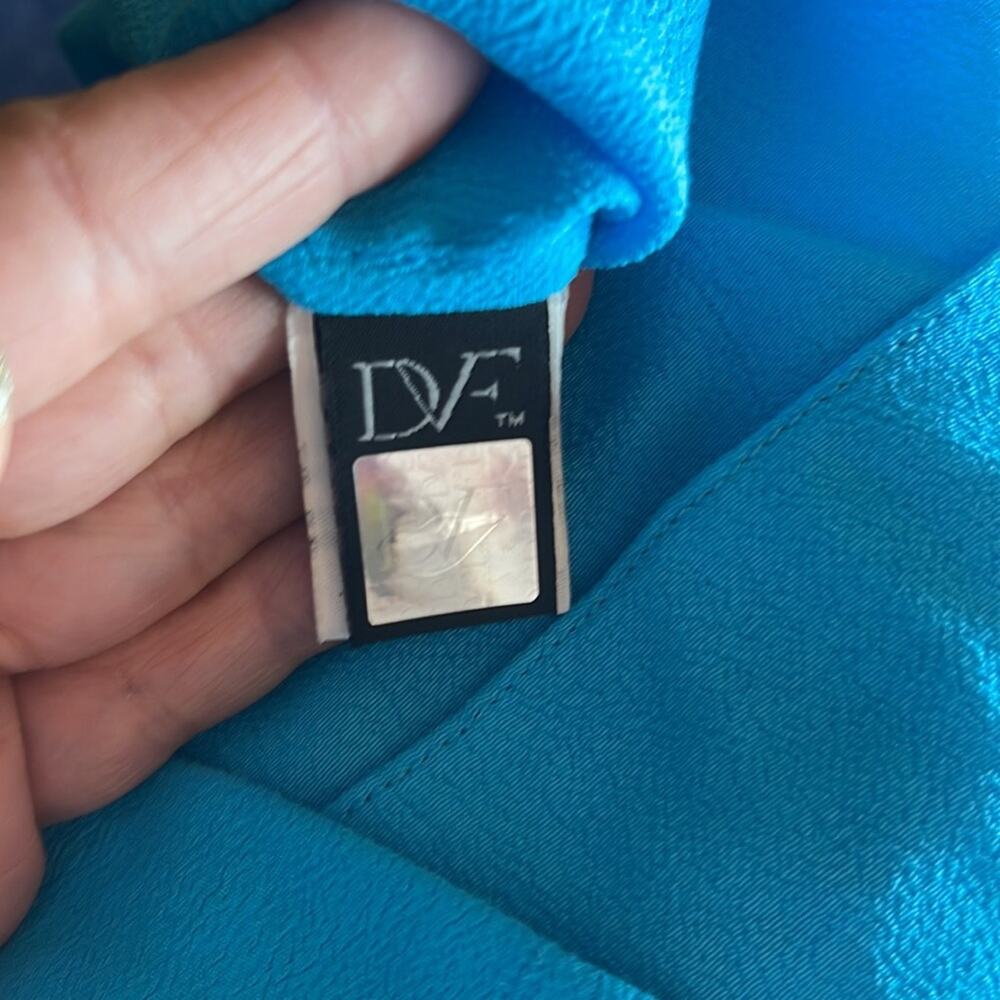 Diane Von Furtstenberg Two Toned Blue Mini Dress Women’s Size 4 - Picture 5 of 8